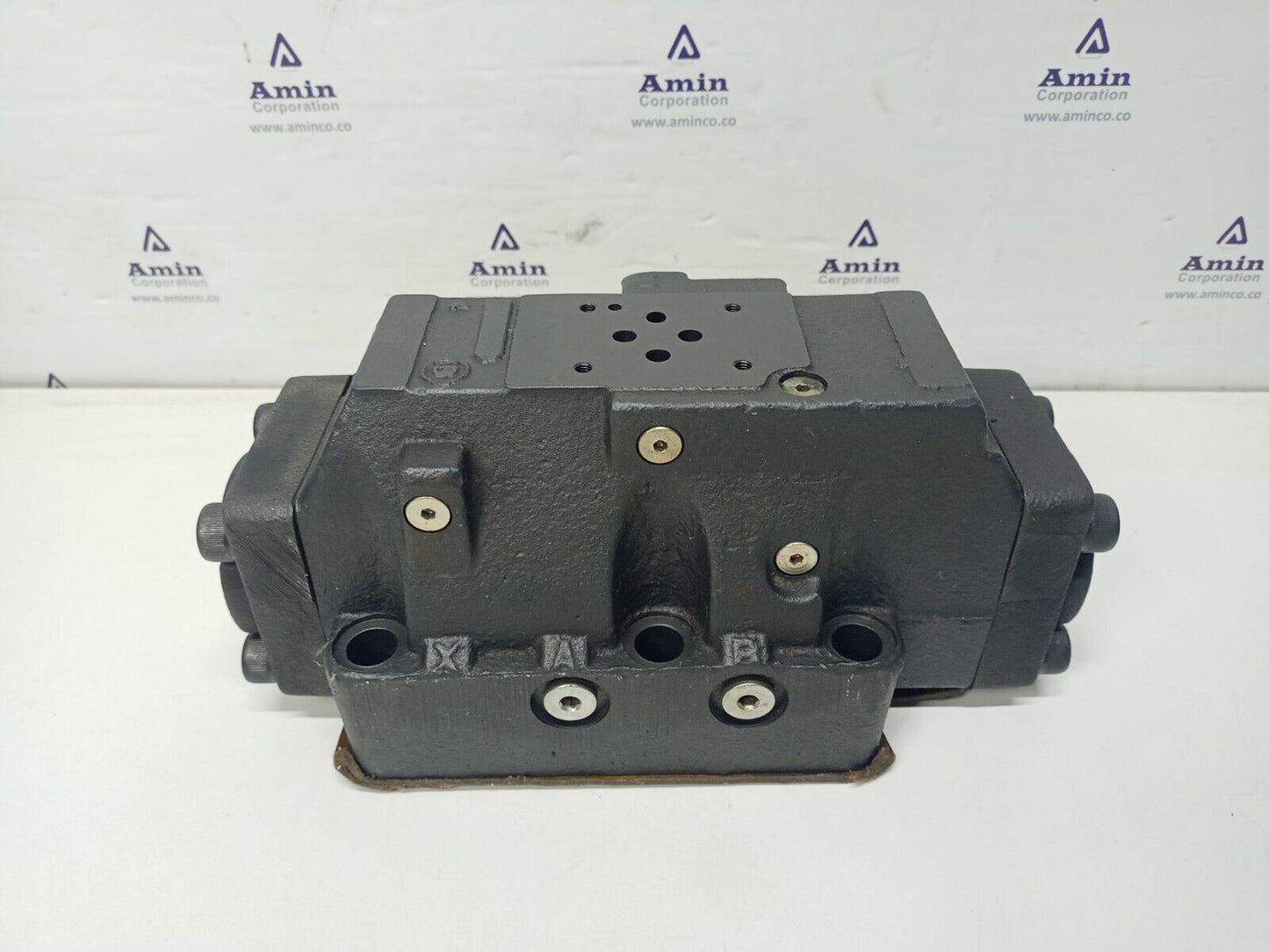 Eaton-Vickers DG5S-8-2C-T-M-X1-ER4-30 Directional control valve - NEW