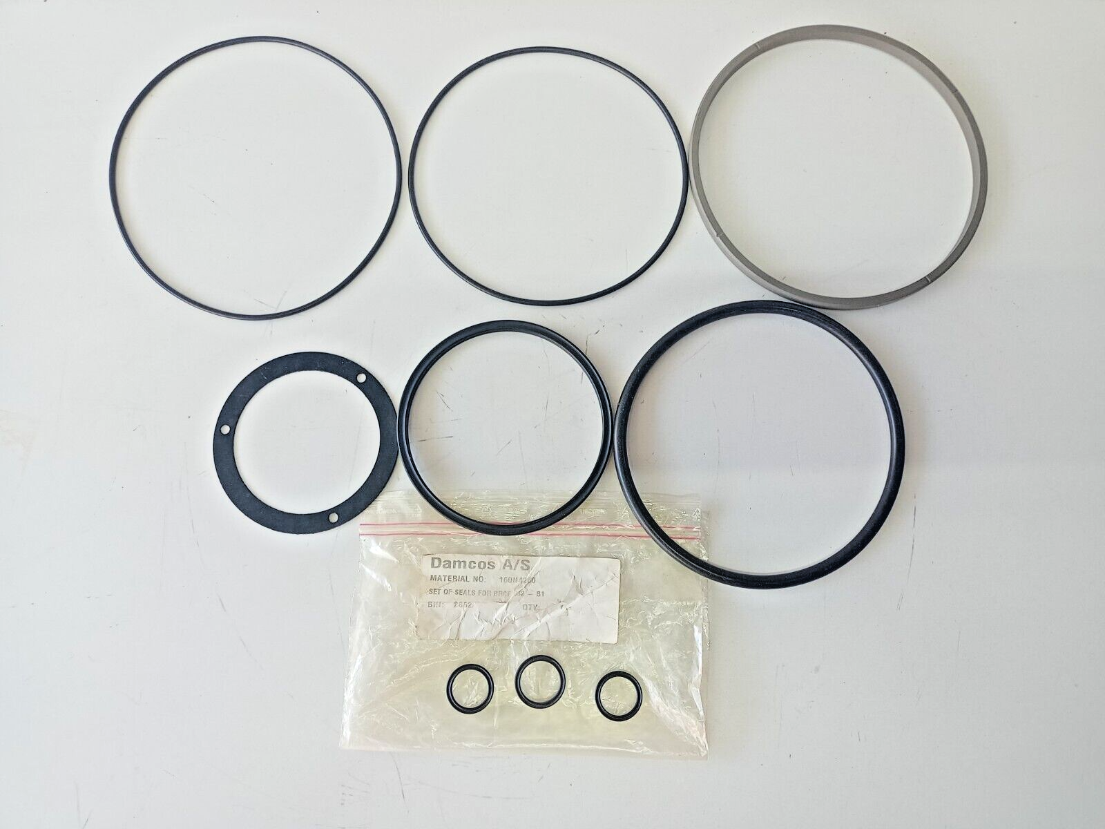 Damcos Seal kit for BRCF 032-B1 P/N: 160N4260 Seal kit - NEW Free fast shipping