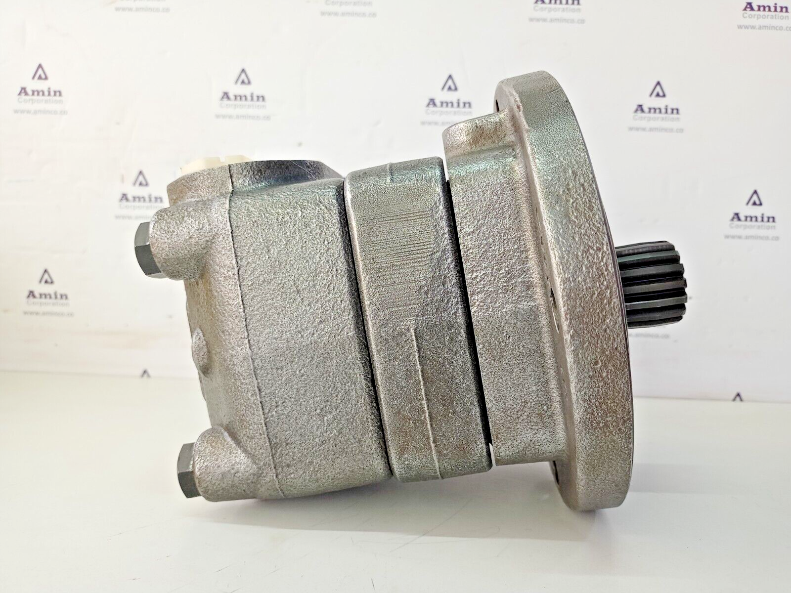 Sauer Danfoss OMTS 315 Hydraulic motor 151B3039 - NEW (Free Expedited fast ship)