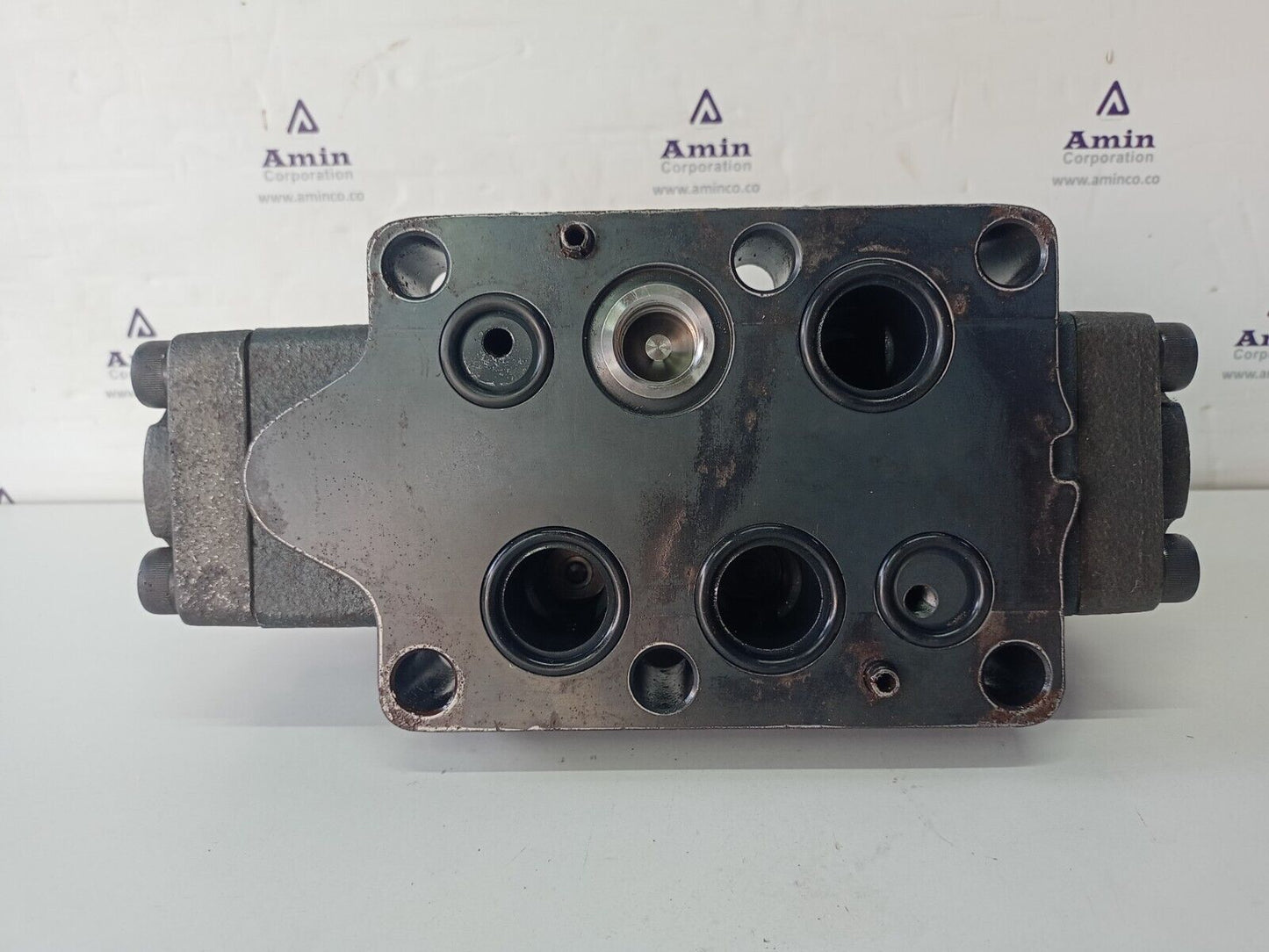 Eaton-Vickers DG5S-8-2C-T-K-M-X1-ER4-30 Directional control Valve - NEW