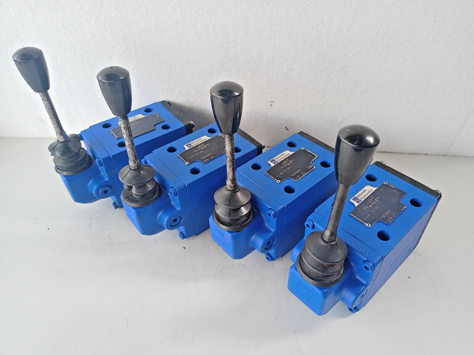 REXROTH 4WMM 10 C31 Directional control valve