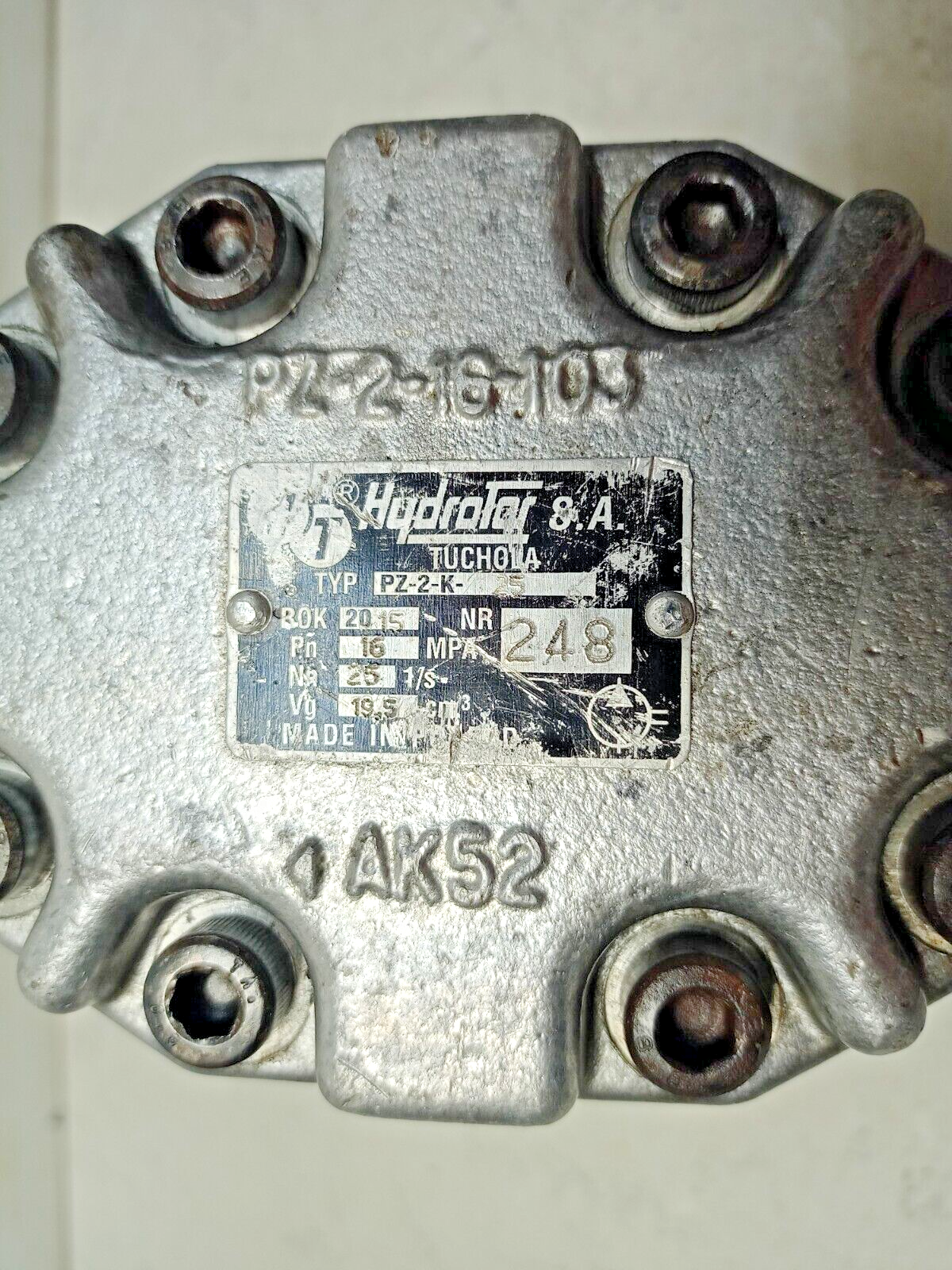 Hydrotor PZ2-K-25 Hydraulic gear pump - Refurbished