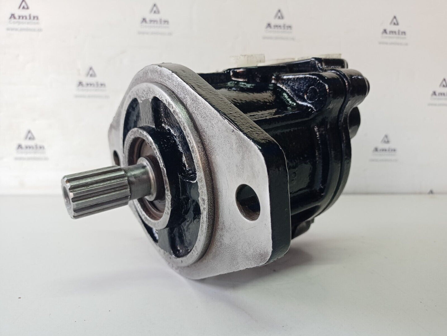 KYB Kayaba MSF-18-16-3 Hydraulic Motor