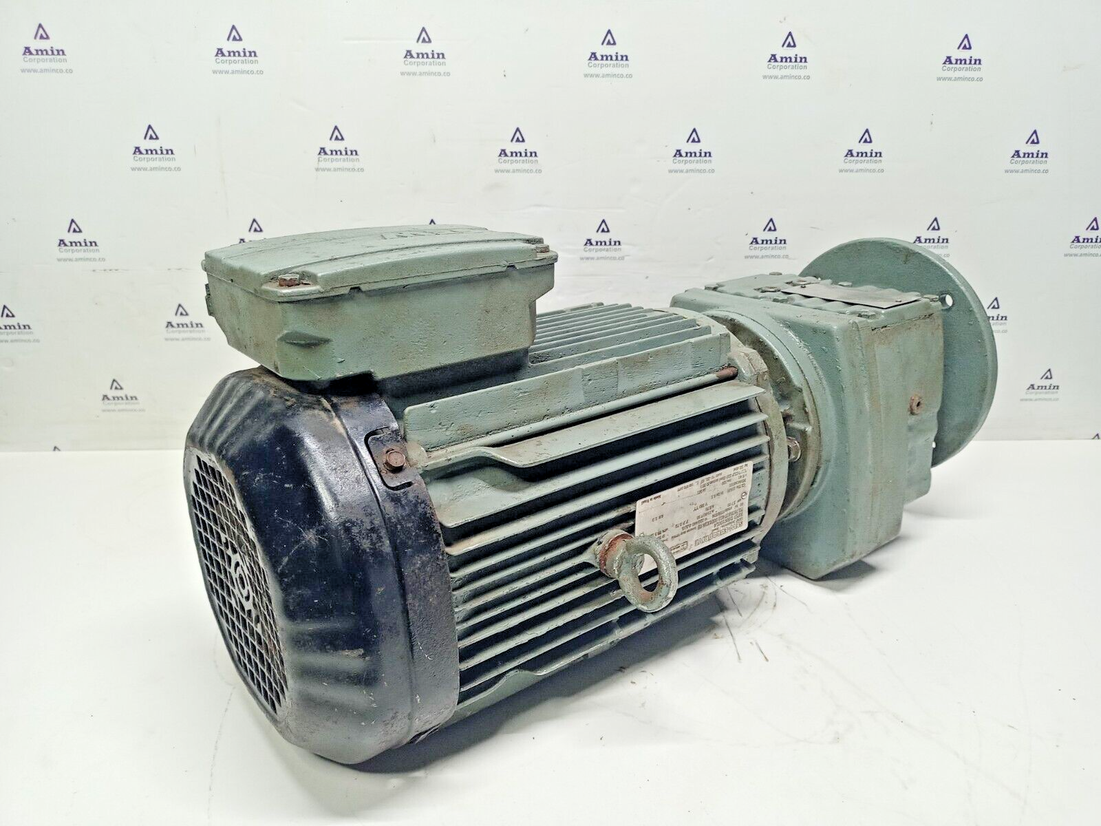 Sew-Eurodrive RF57 DRN100L4 gear unit gear motor