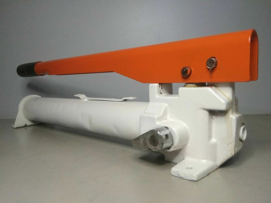 SPXFLOW Power Team P55 Model: B Single Acting Hand Pump - TESTED PUMP