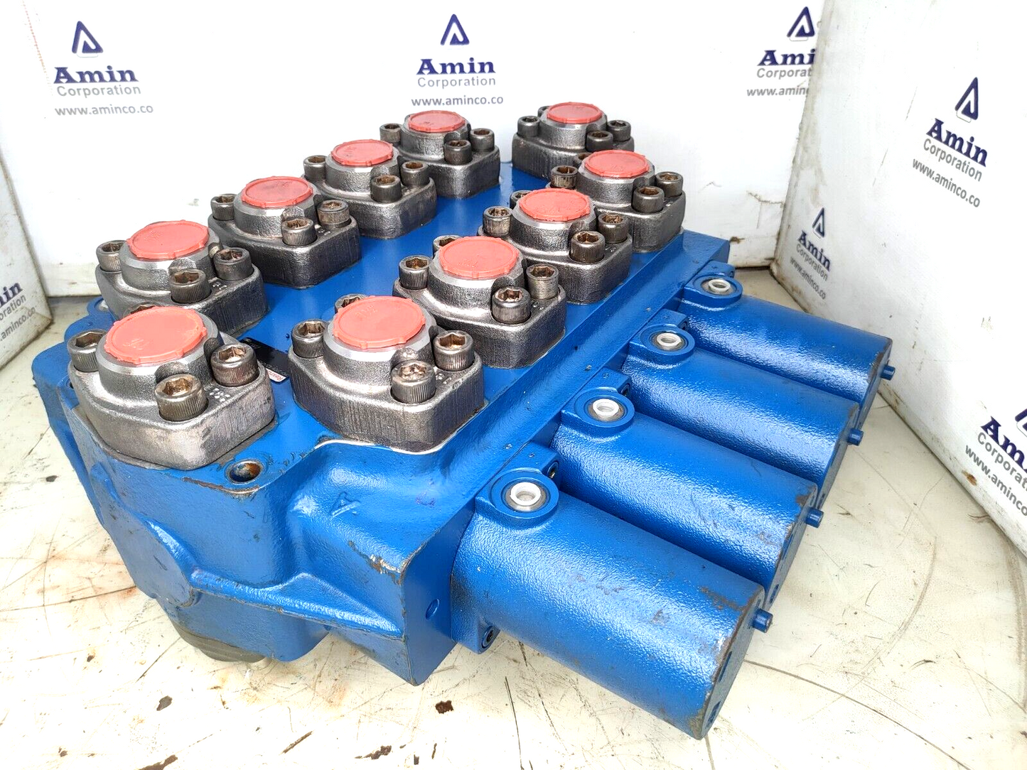 Rexroth MO-3928-02/4MO-32PHWKM11-M12 R900967377 Open center control block