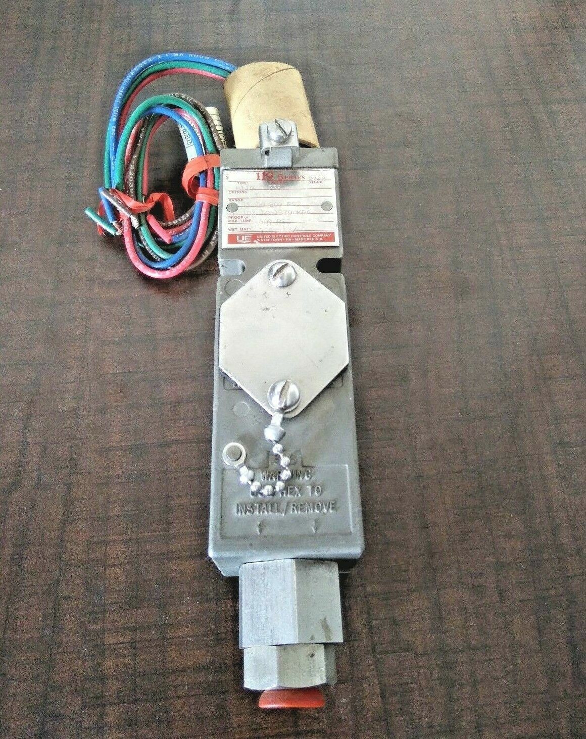 UE Pressure Switch 119 Series Type:H119 Model:358 Range: 15-200 psi NEW