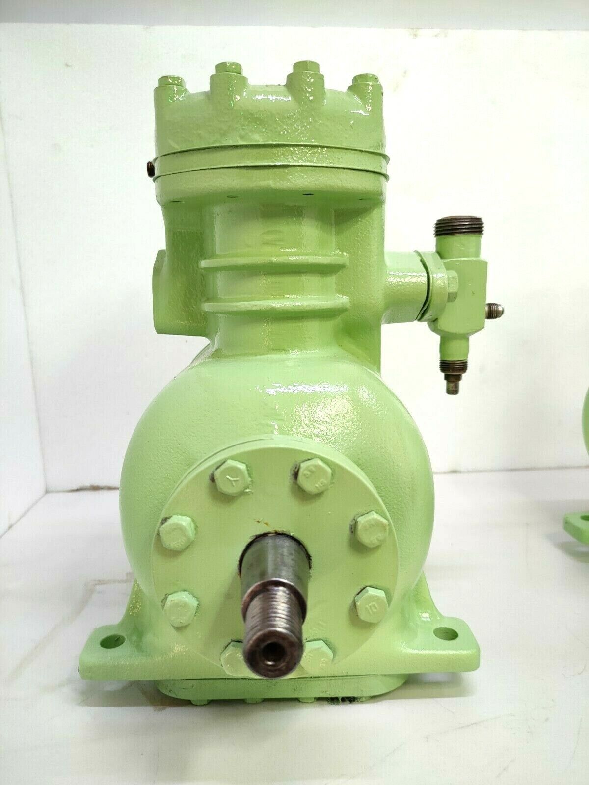 Daikin 2C 582 SE Compressor- Reconditioned