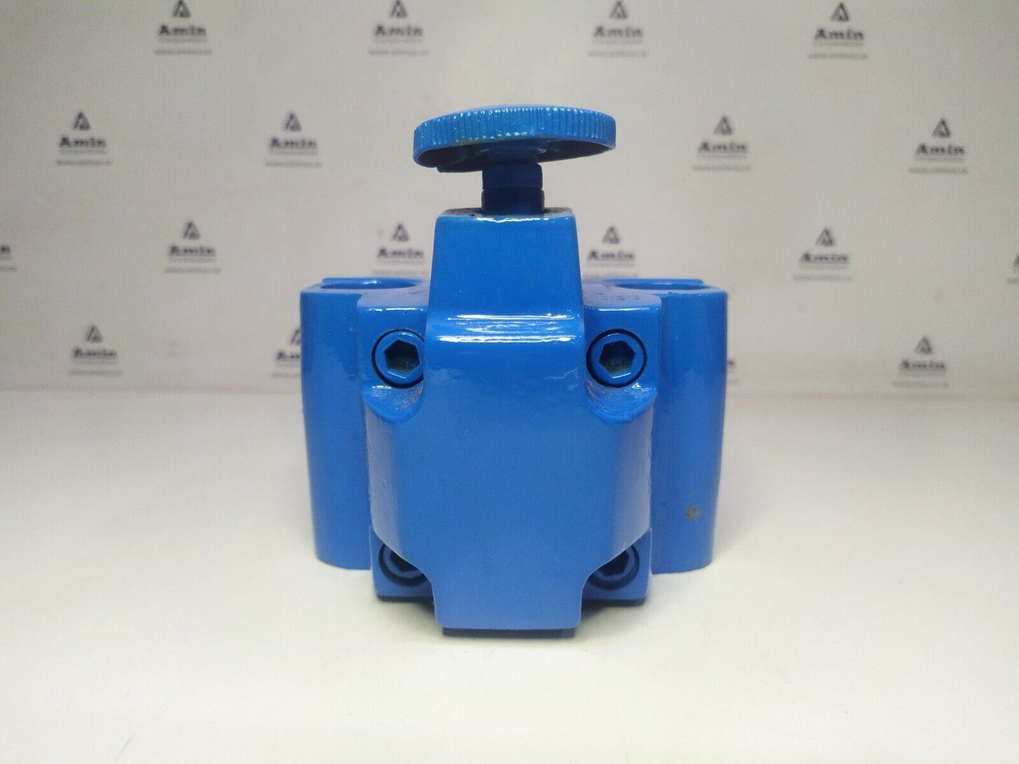 Vickers CG 10 F 20 Pressure Relief valve Range: 1500-3000 psi max.
