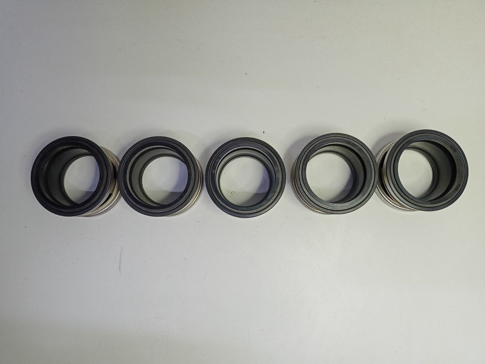 John Crane Type 2100 Heavy duty Elastomer bellow 0400-S Mechanical seal part Lot