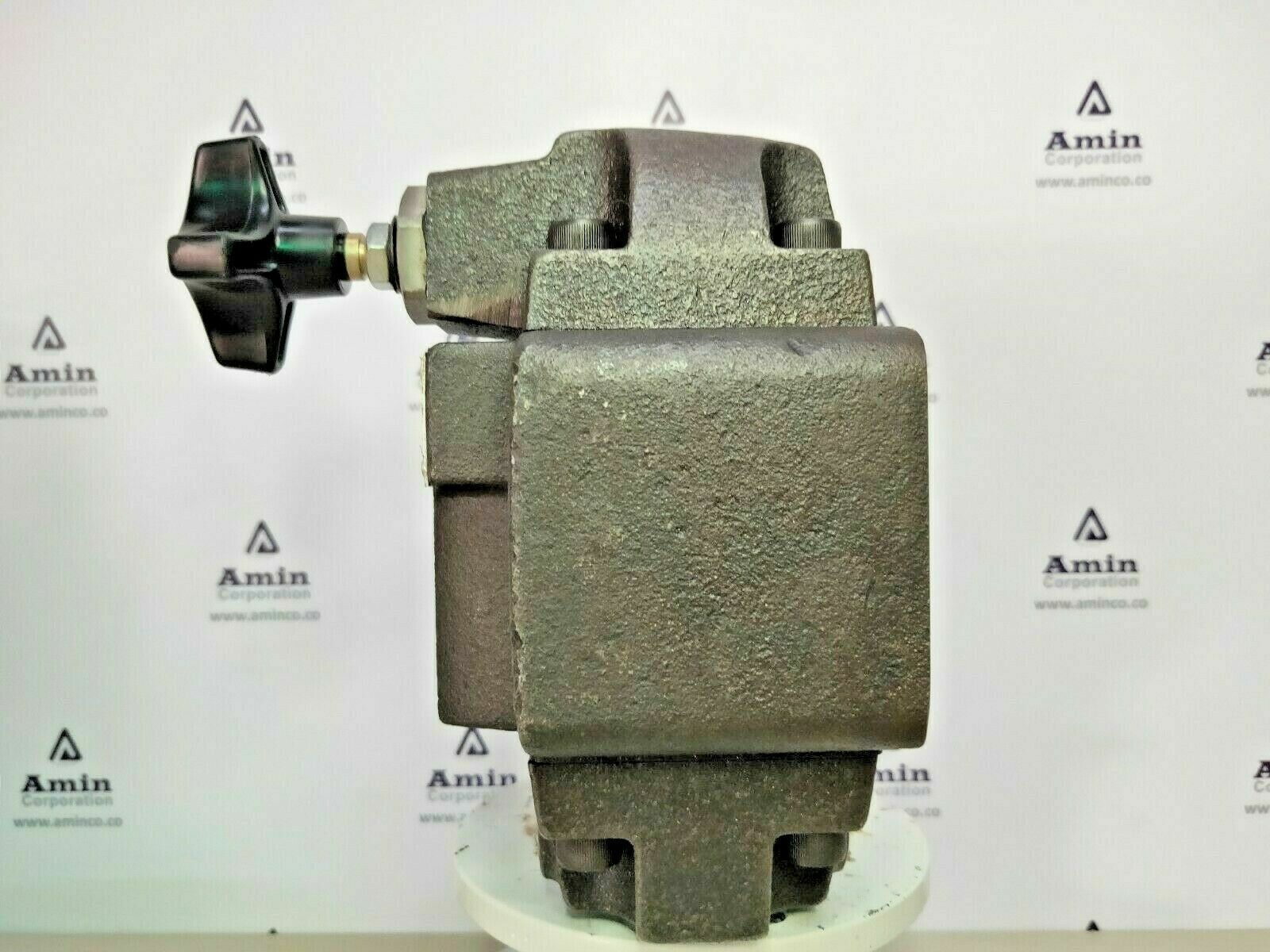 Vickers XCG 06 3F 30 Pressure Reducing valve 2850 psi max. - NEW FREE SHIPPING