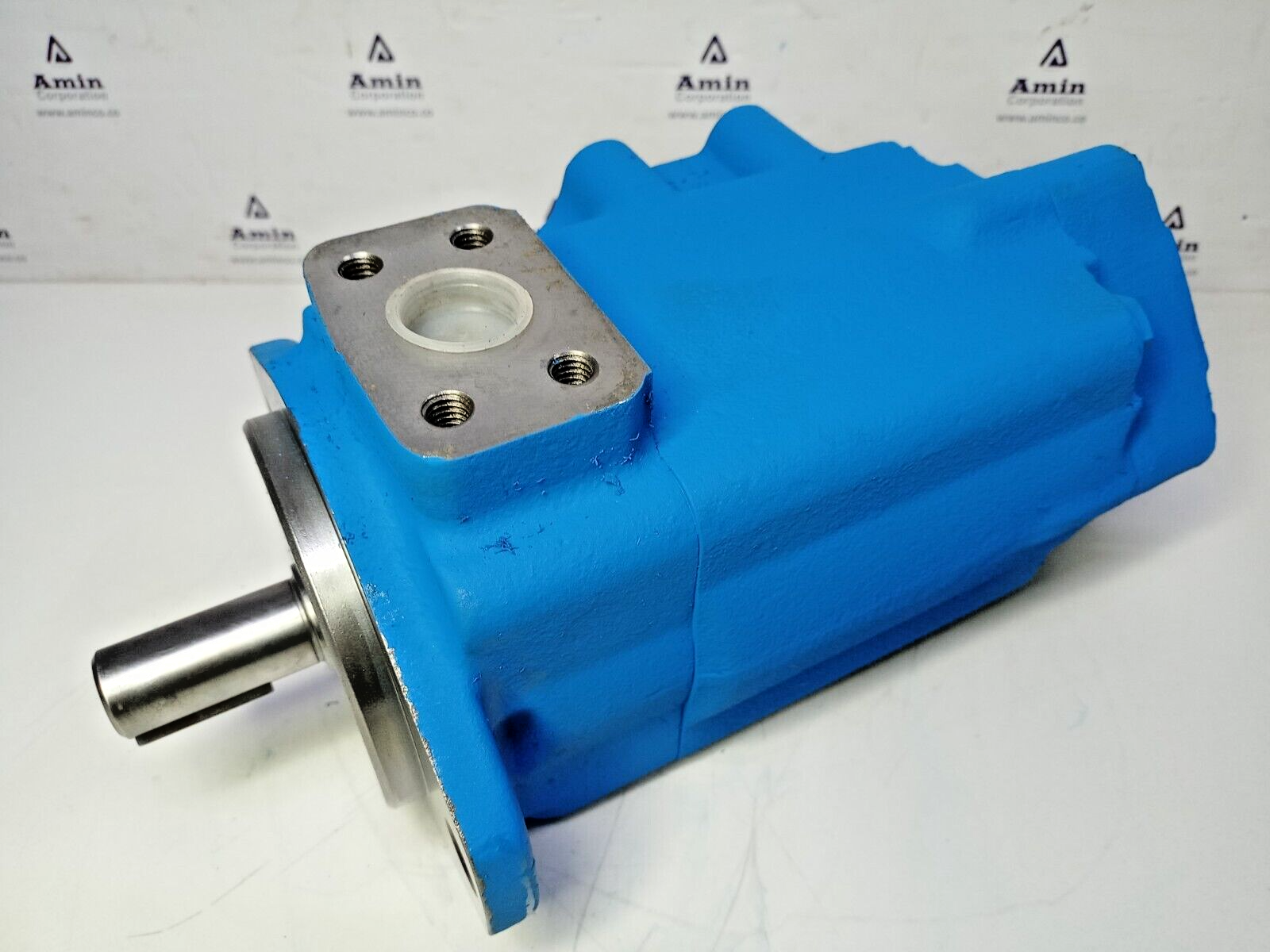 Eaton Vickers 2520V21A12 1AA22R Hydraulic Double Vane pump - NEW