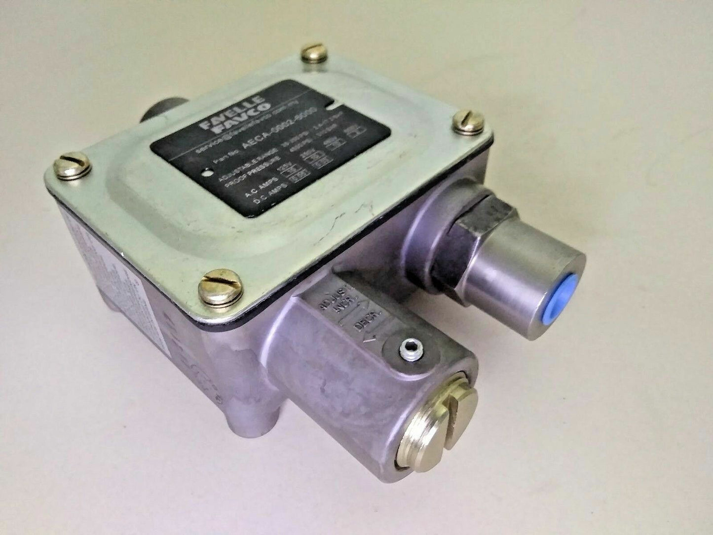 Favelle Favco AECA-0002-6000 Pressure switch (Range: 35-250 psi) - NEW