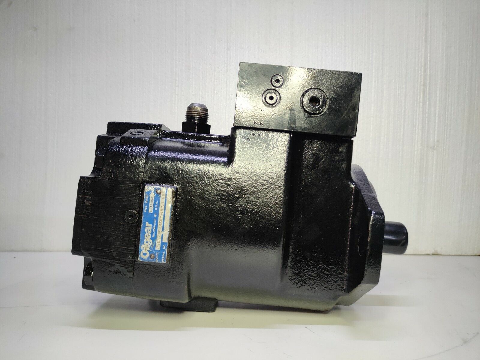 Oilgear PVWH-05-RSAY-HPNN-H38 Hydraulic Piston pump