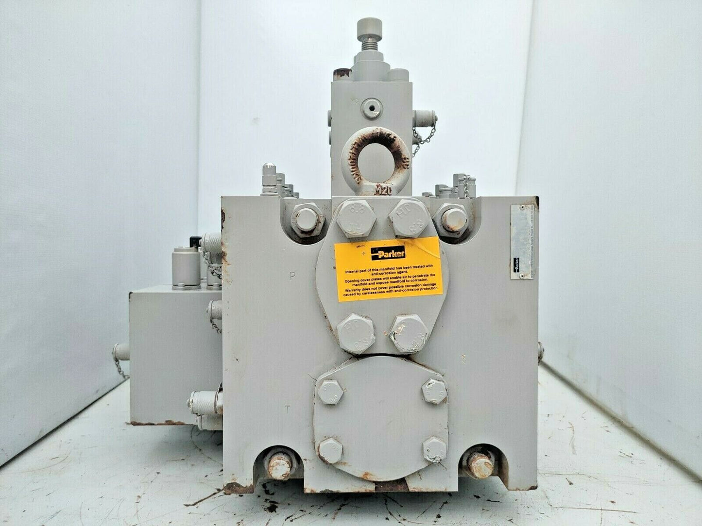 Parker CVG - 54 Control valve Mobile directional control valve CVG54 - NEW