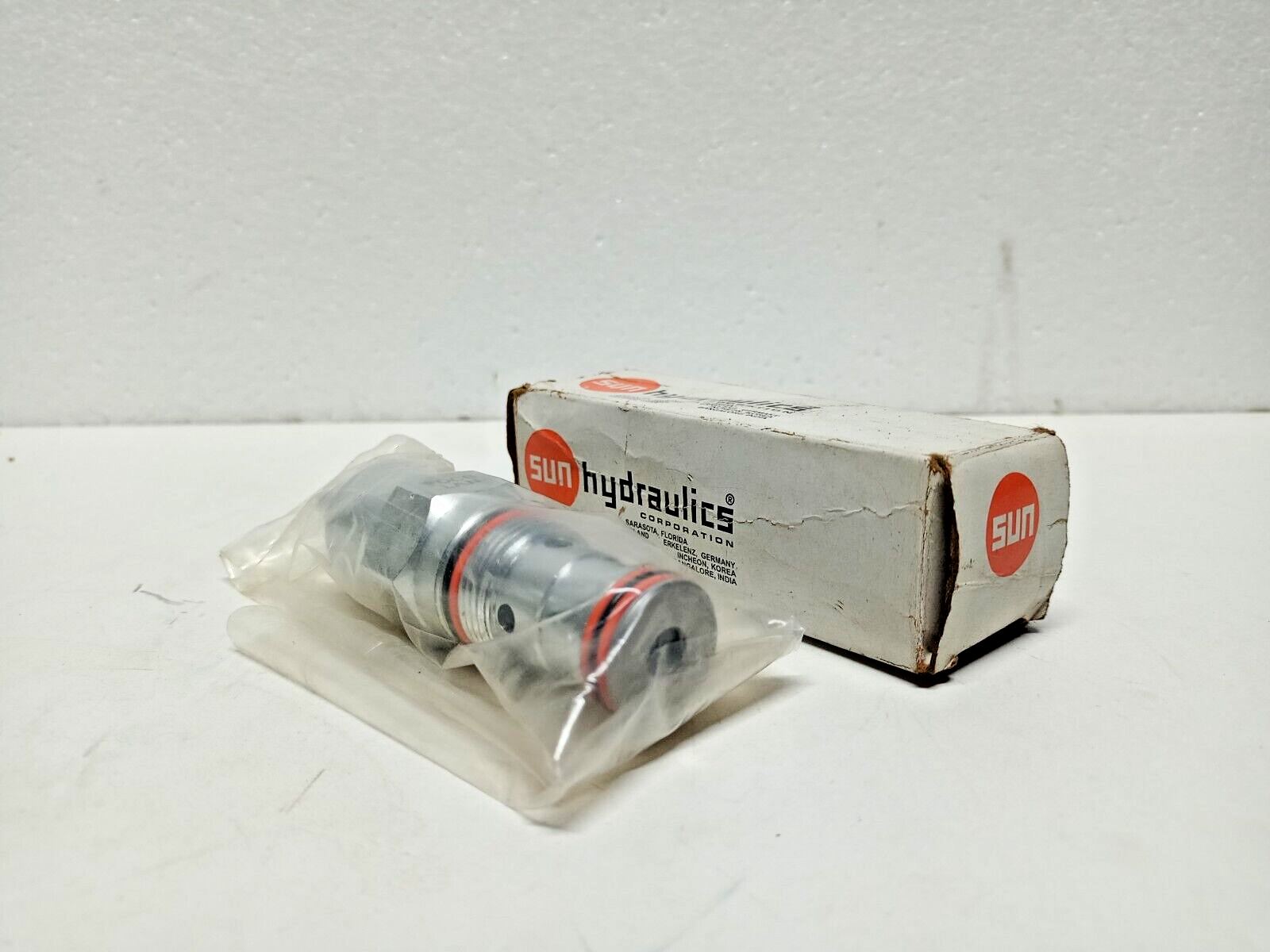 Sun Hydraulics FDCB-LAN flow control valve FDCBLAN - NEW