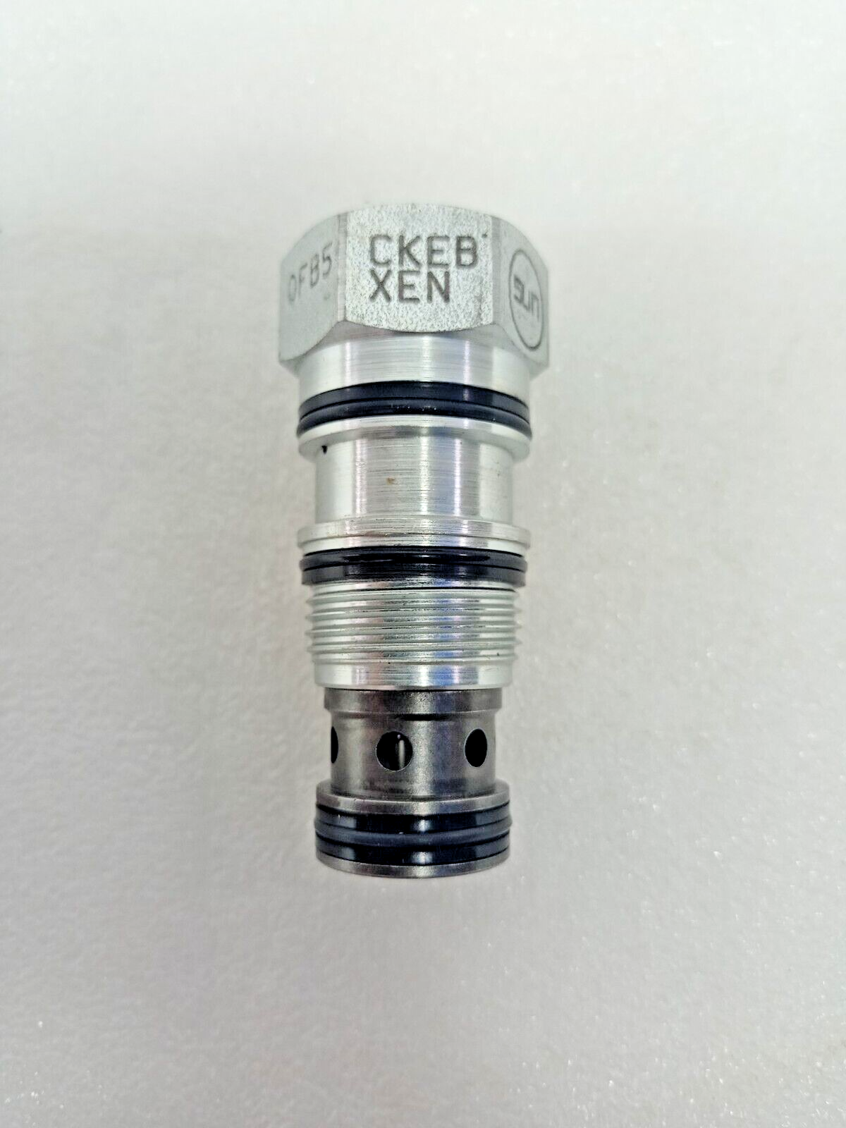 Sun Hydraulics CKEB-XEN Pilot-to-open check valve CKEBXEN - NEW ( Lot of 2pcs)