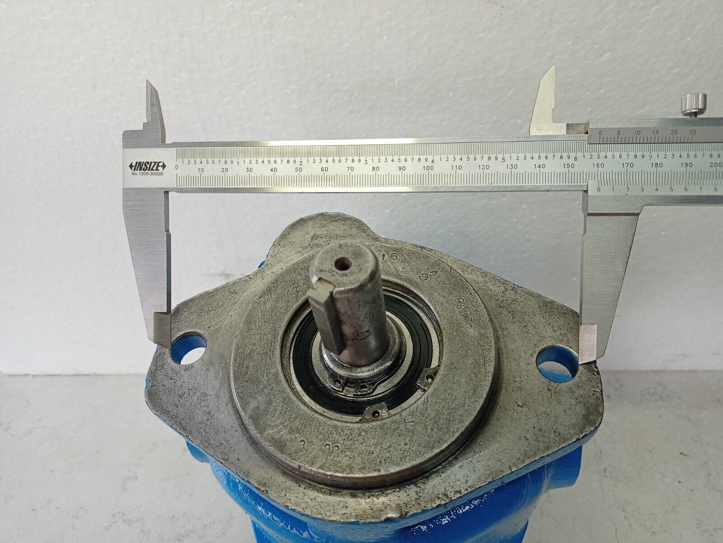 Vickers 2776627-28 Hydraulic piston pump - Pressure tested