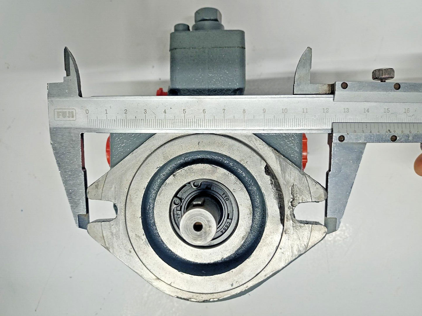 Variable vane pump VP-SF-20-D Hydraulic vane pump - Refurbished & Tested