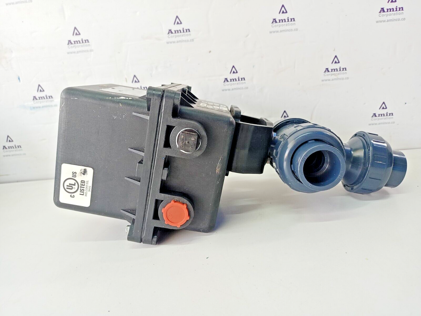 Quarter Master Asahi/America A94M2WJ Electric Actuator with Asahi 3-way valve