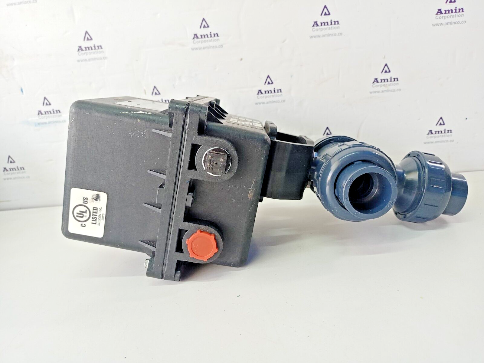 Quarter Master Asahi/America A94M2WJ Electric Actuator with Asahi 3-way valve