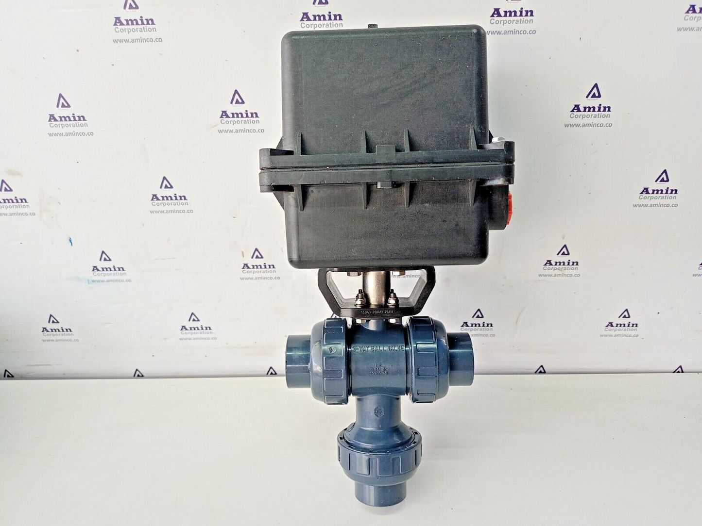 Quarter Master Asahi/America A94M2WJ Electric Actuator with Asahi 3-way valve