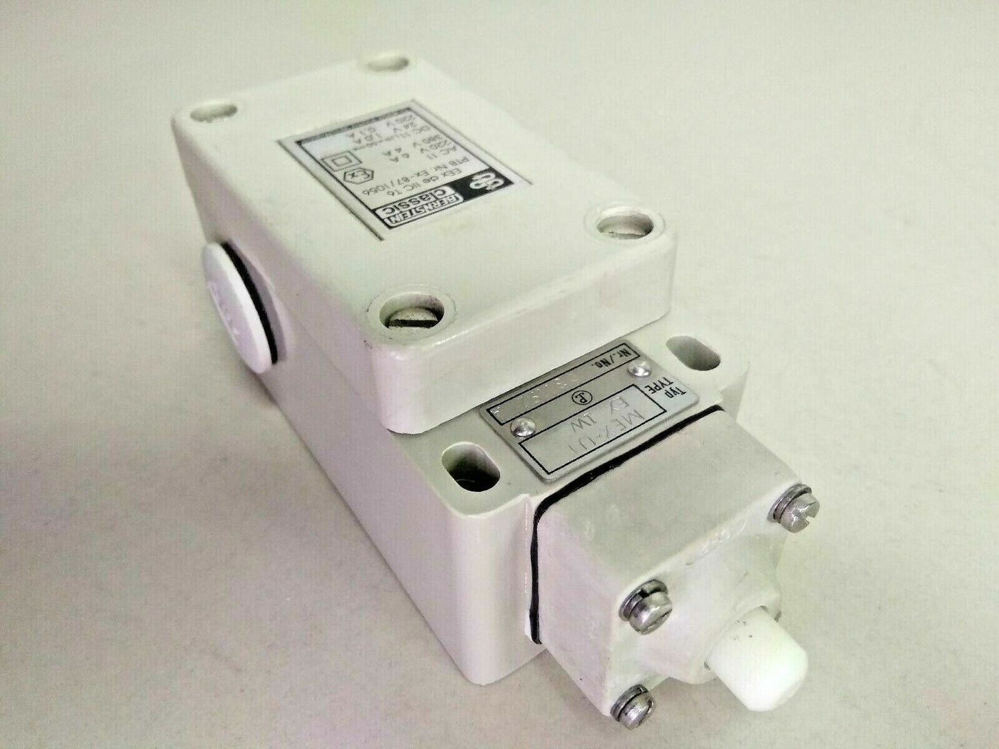 Bernstein classic MEX-U1 EX IW Limit Switch - NEW