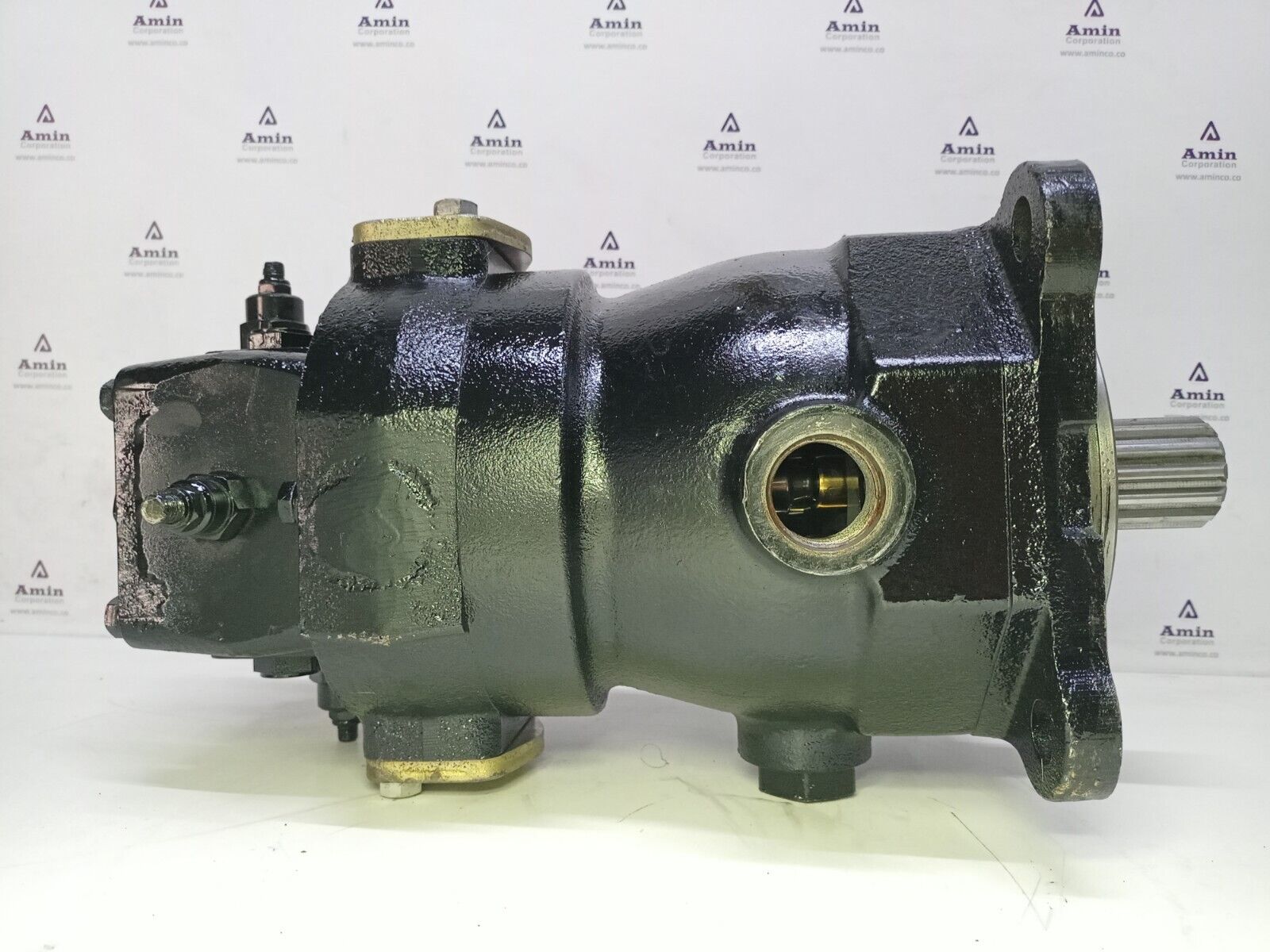 Flodraulic/Dynapower S-1698289, 10339261-001 Hydraulic motor 6 in3/rev. 6000psi
