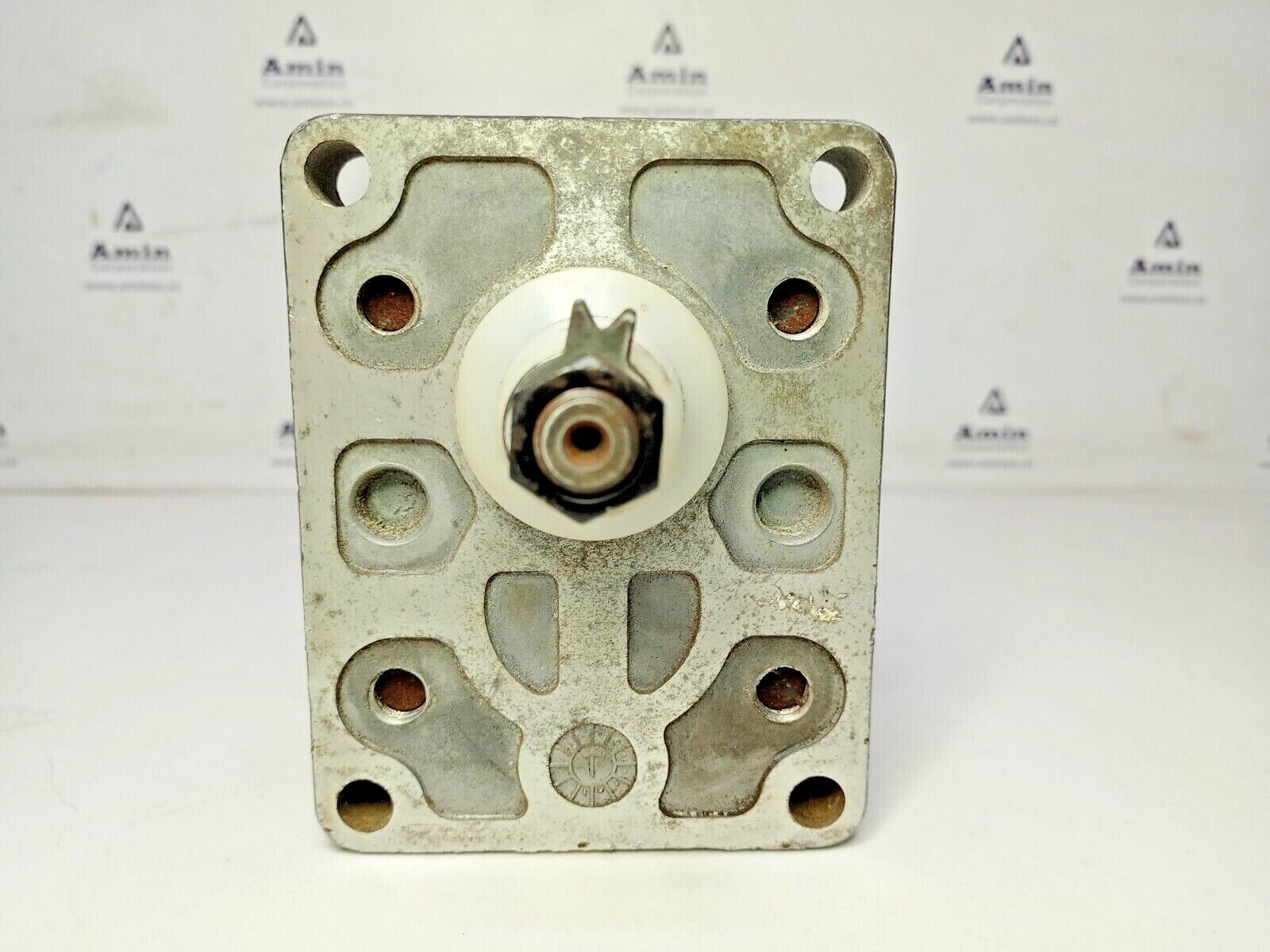 Sauer Danfoss SNW2NN/025R301BQ With SNQ1NN/2.6RN21DE Double Hyd. gear pump - NEW