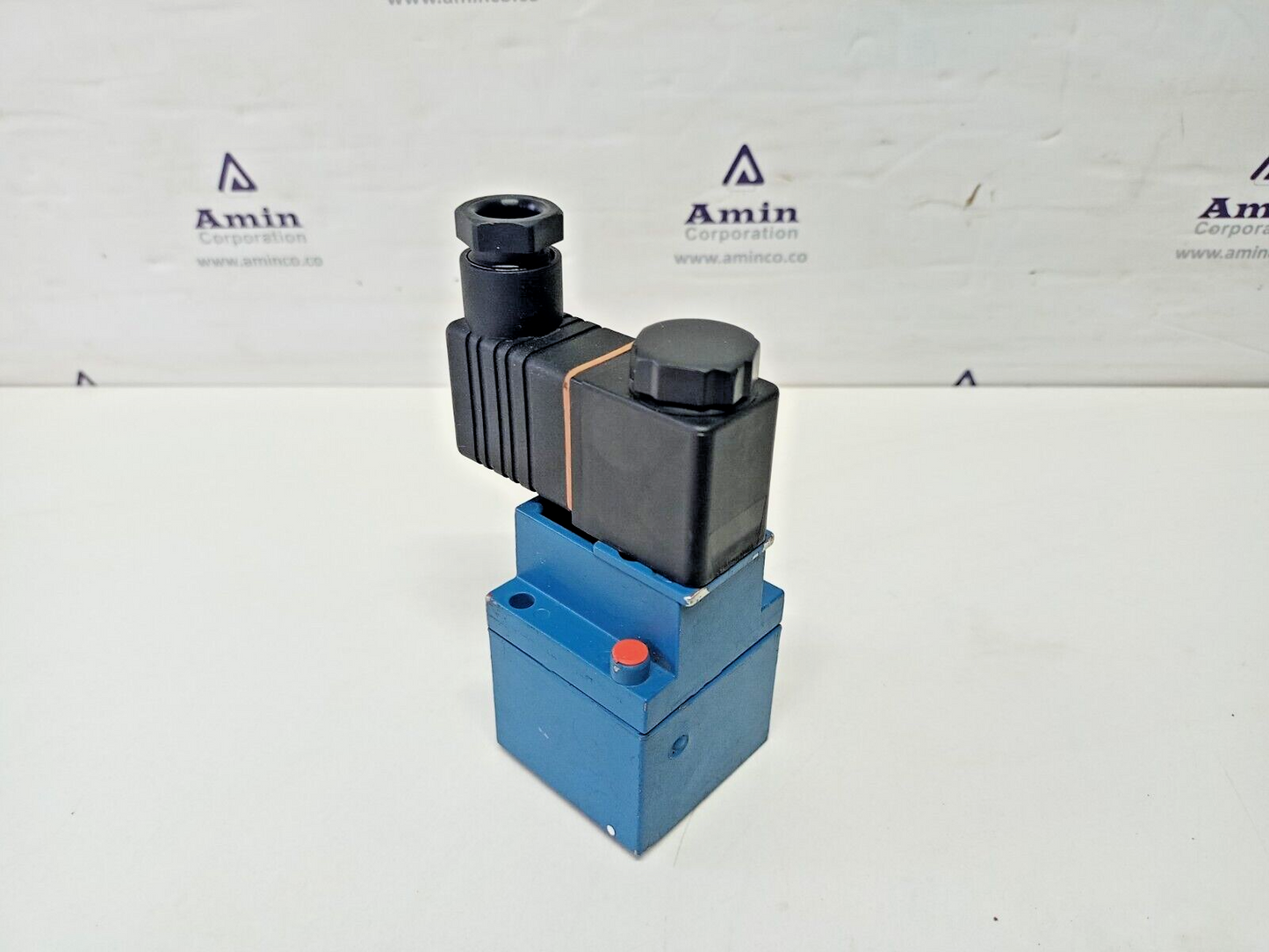 Rexroth 3722250920 Pneumatic valve FD: 12W05 - NEW
