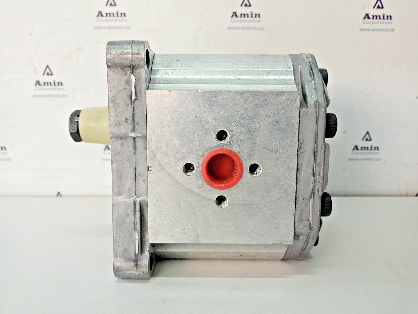 Sauer Danfoss SNP3NN/033RN01BA Hydraulic gear pump 111.25.024.0C - NEW