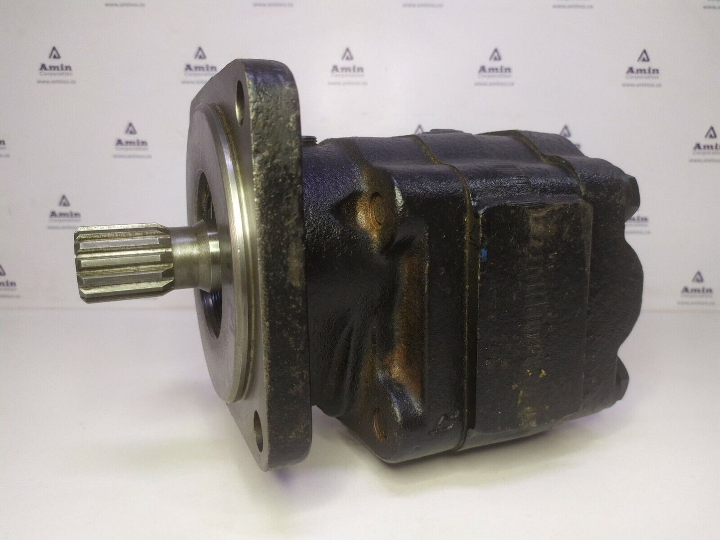 Parker 313-9710-237 Hydraulic Motor - NEW