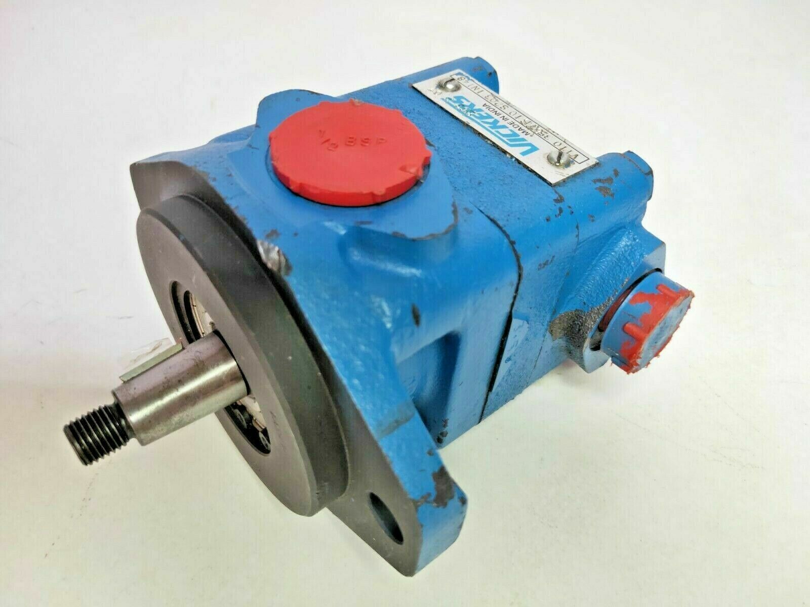 Vickers V110 3567B10 S203 IN148 Hydraulic vane pump - NEW