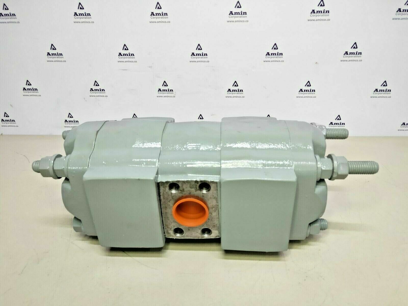 GPM 040802581 Hydraulic gear flow divider - NEW