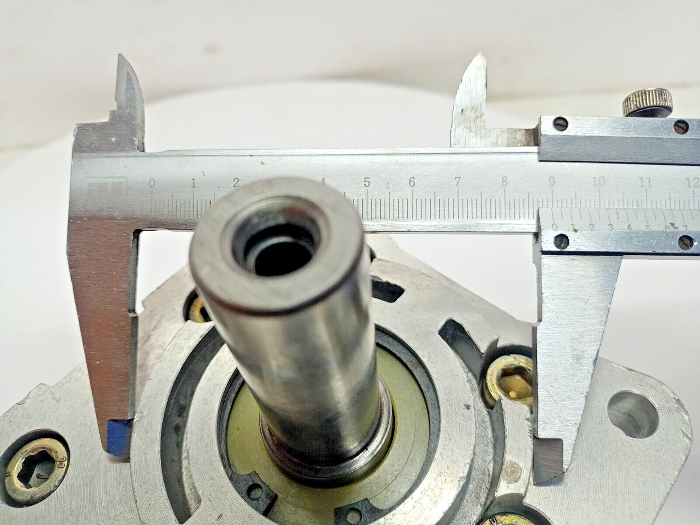 Wytwornia Pomp Hydrauliczynch PZ2-K-40-R Hydraulic gear pump - Refurbished