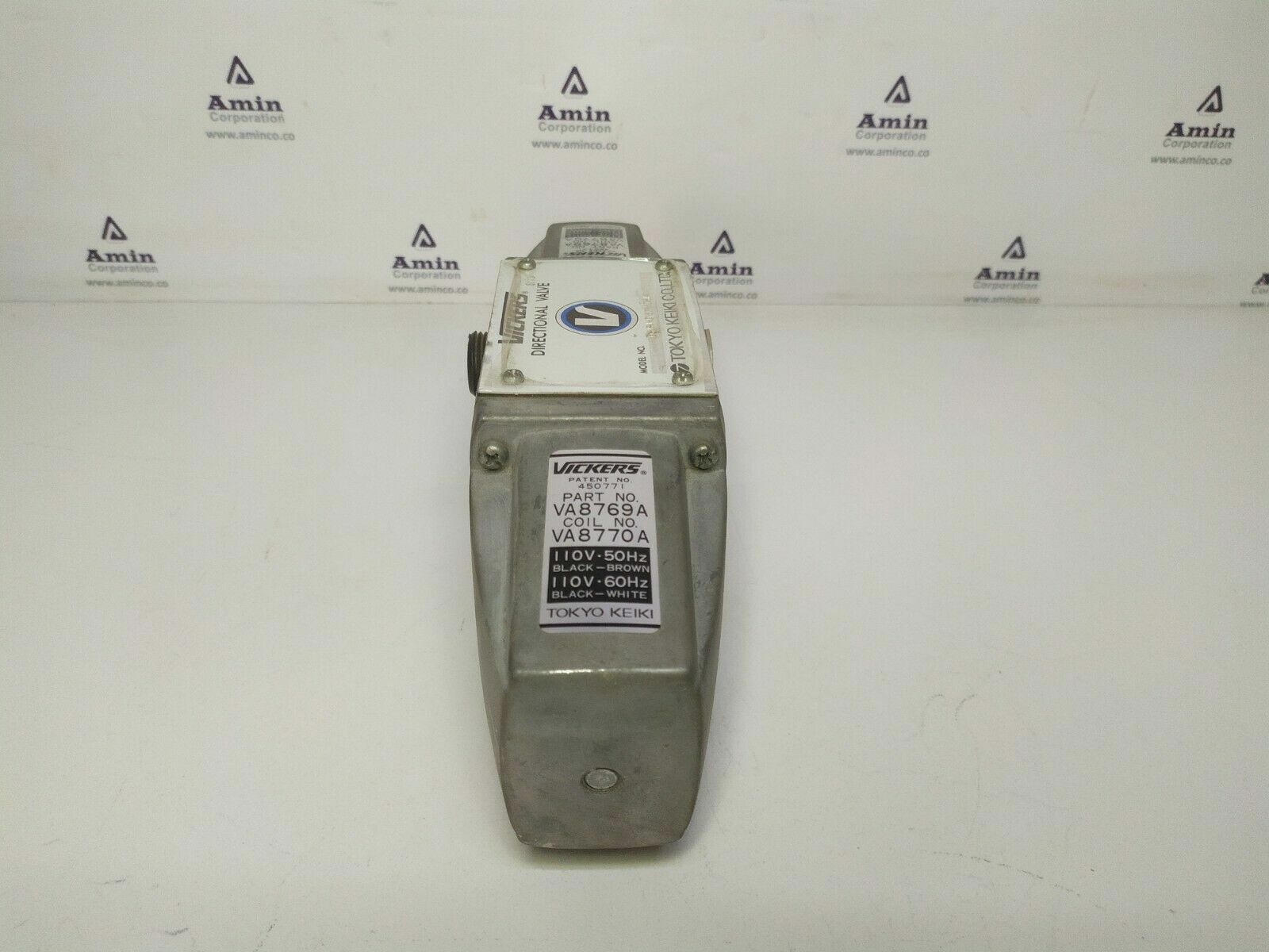 Vickers DG4S4-018C-50-JA Directional control valve - NEW