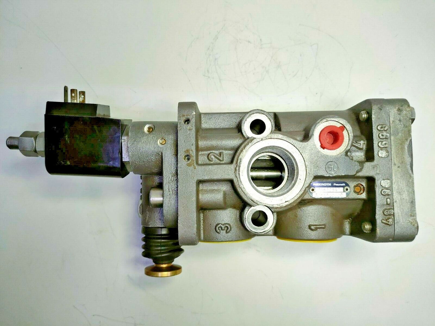 Rexroth 3711100200 Pneumatic 3/2 way Directional control valve