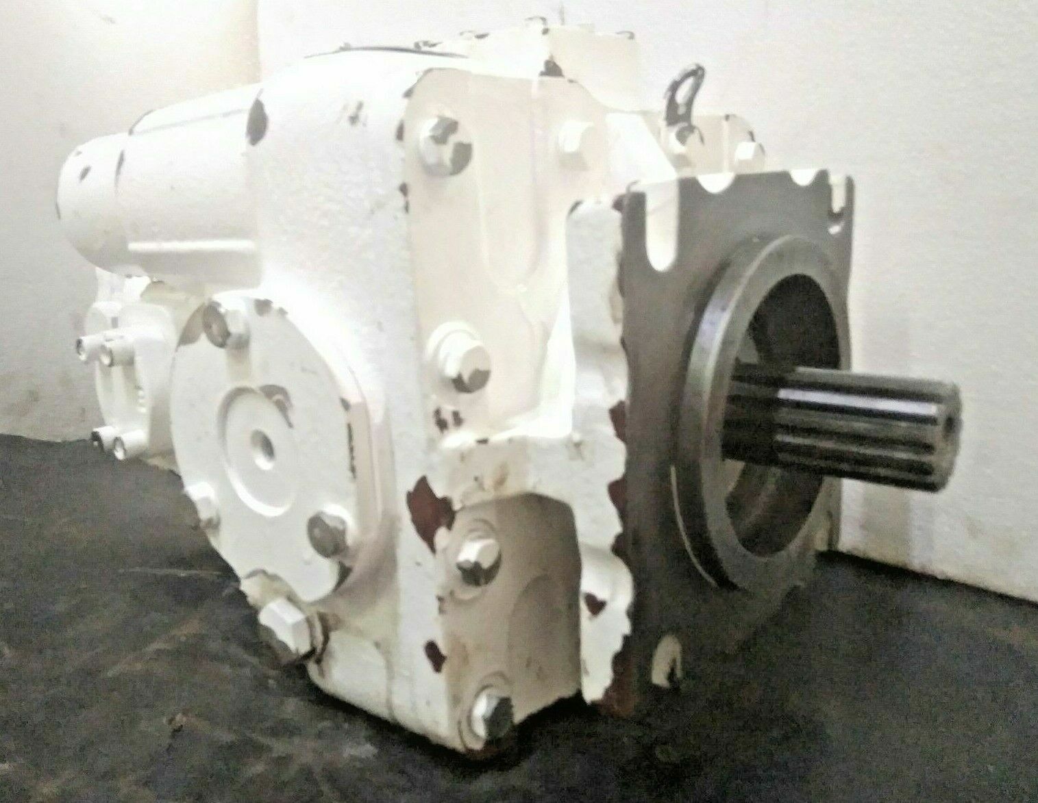 SUNDSTRAND HYDRO-TRANSMISSION 64916521 Hydraulic Piston pump Model code:24-2057