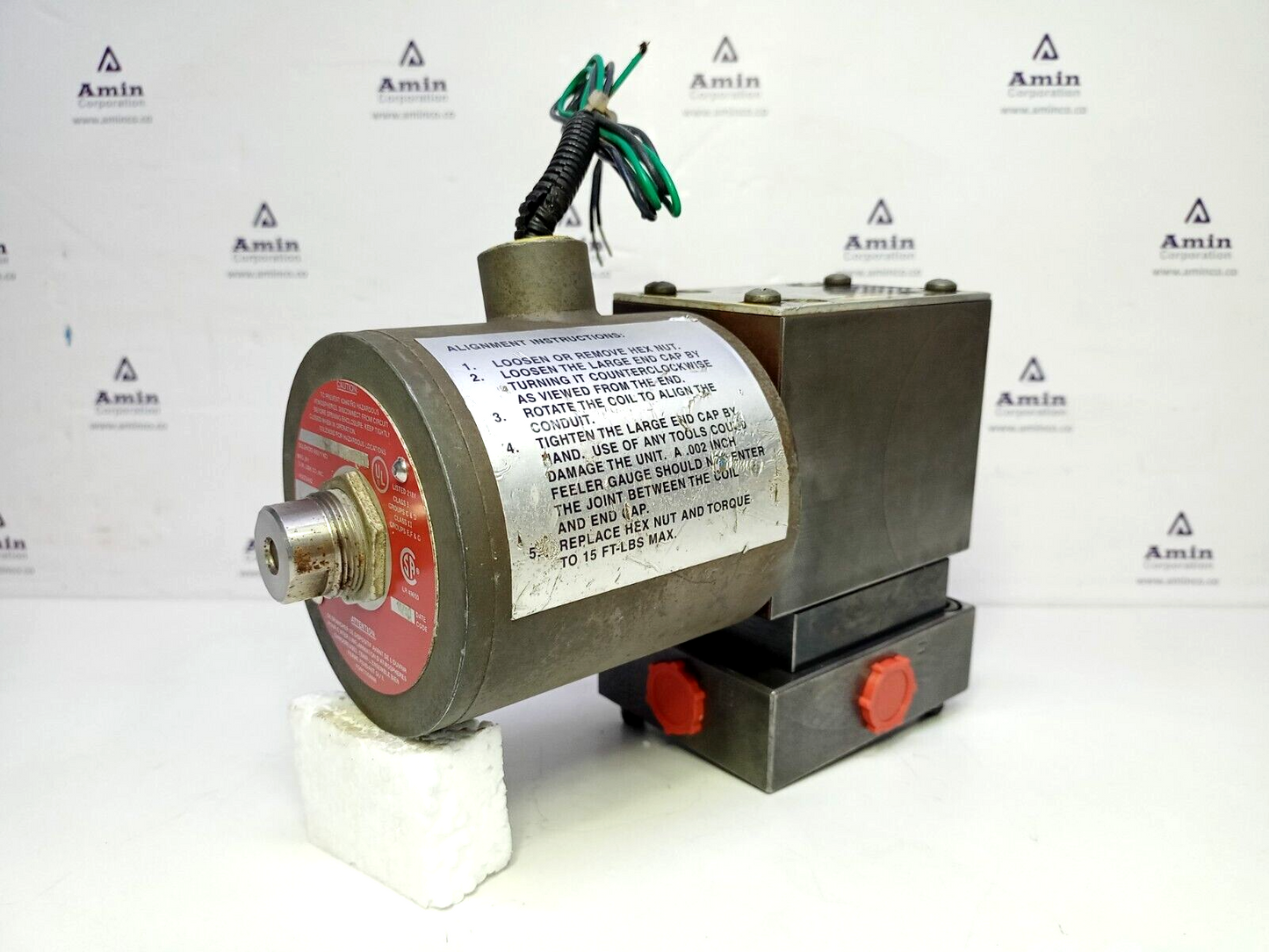 Parker D3W1KNJEU Directional control valve 24VDC, 1.5 AMPS