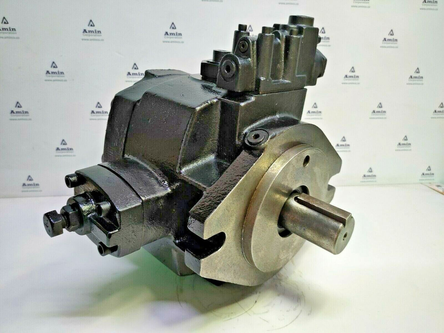 Parker Denison PVV 125-20-R-2-M-30 Hydraulic Vane pump