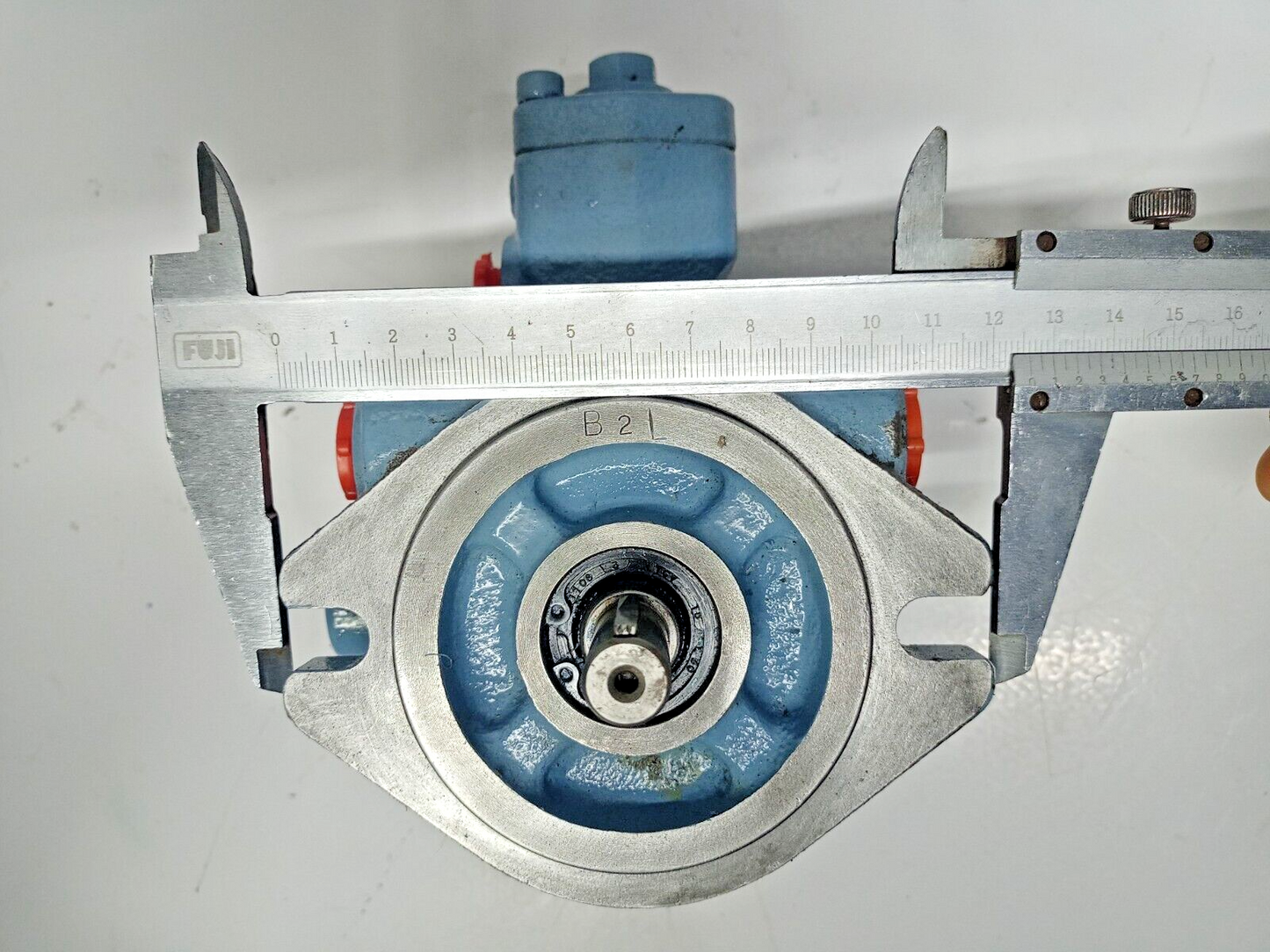 Yuken SVPF-12-70-20H14 Hydraulic variable vane pump - Refurbished & Tested