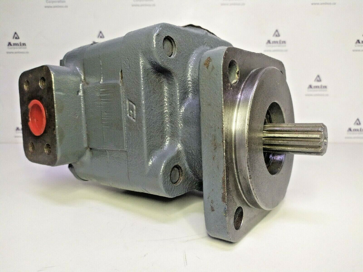 Commercial Hydraulics M-330-40B40F1D Hydraulic Motor
