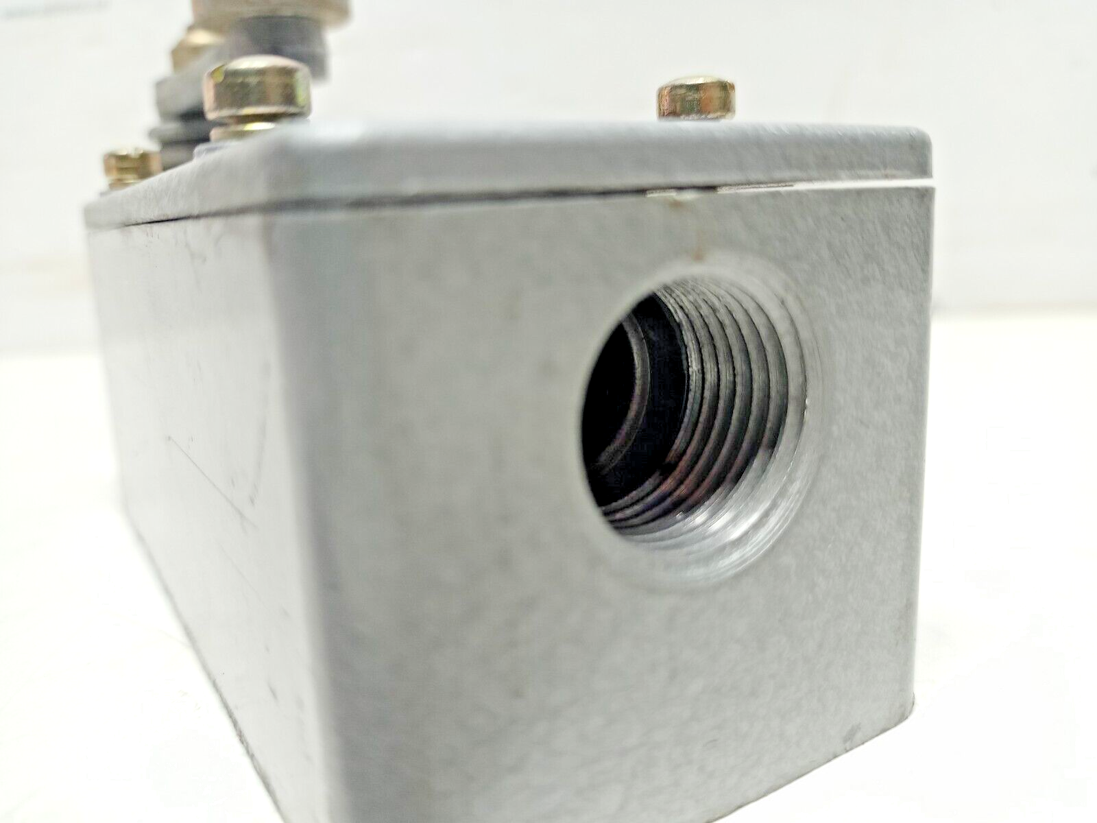 MICRO SWITCH 151ML1 600VAC 10A Honeywell/Micro switch Precision limit switch NEW