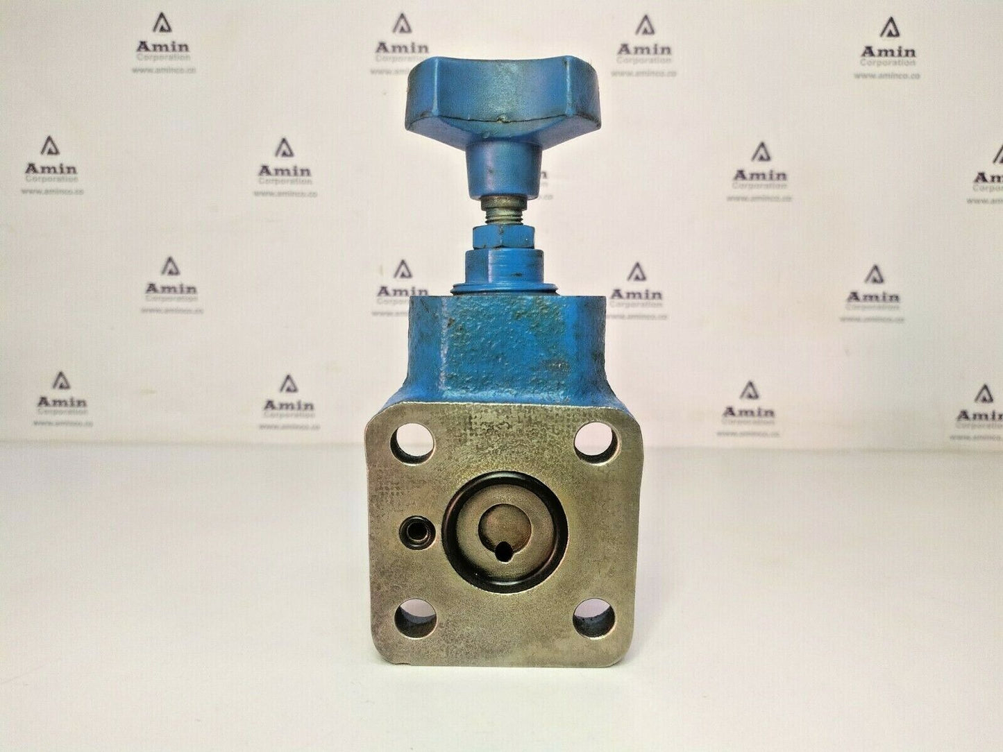 Vickers CGR02C10 Relief valve 0-3000 PSI Max.