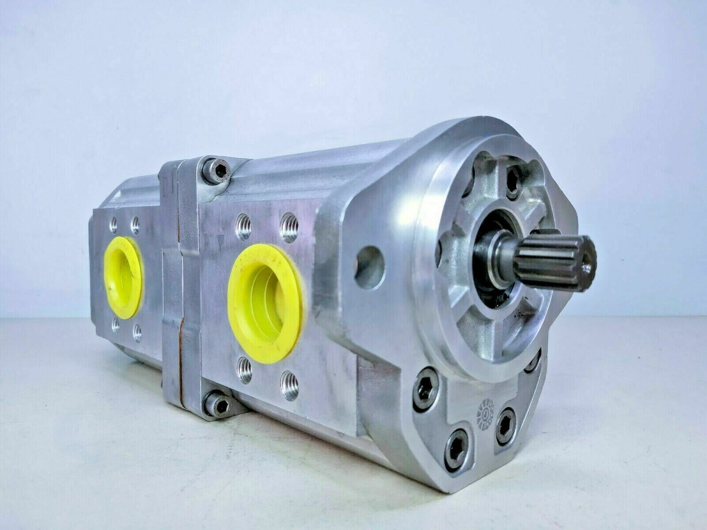 Sundstrand SNP375 D SC479H with SNP363 D SC11 A8C Hydraulic gear pump