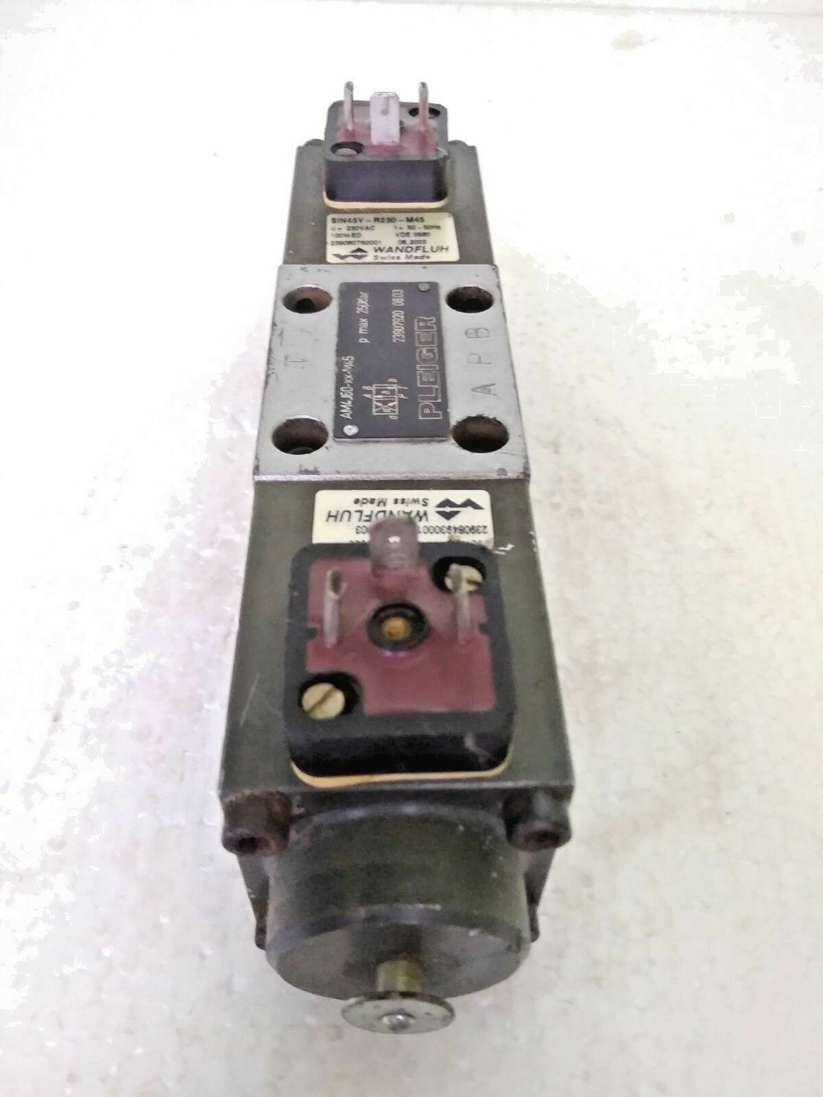 WANDFLUH PLEIGER AM4J60-XX-M45 Hydraulic Solenoid Valve Pressure 250 bar Max.