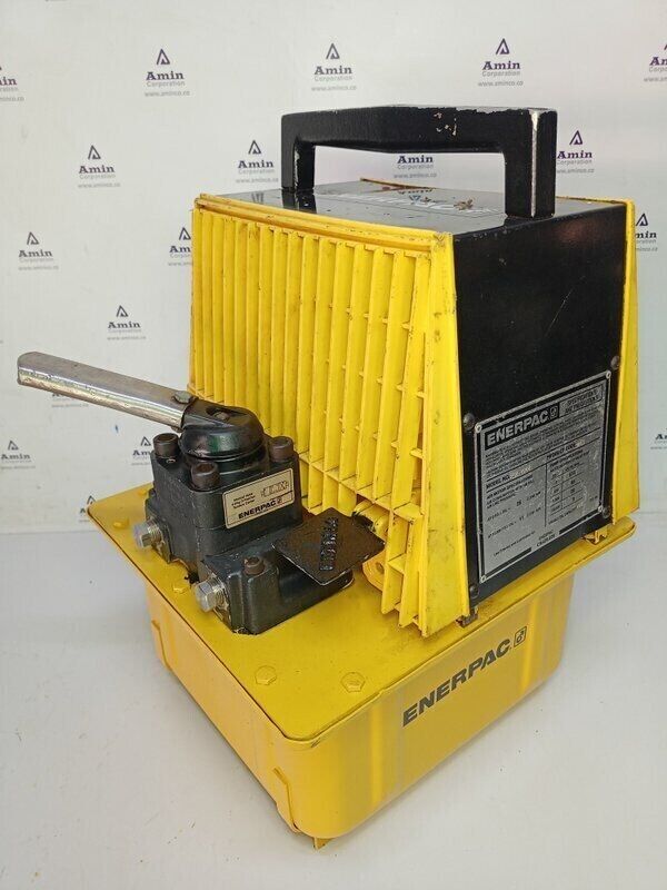 Enerpac PAM-1042 Air hydraulic pump 4/3 manual valve, 700bar/10,000psi - TESTED