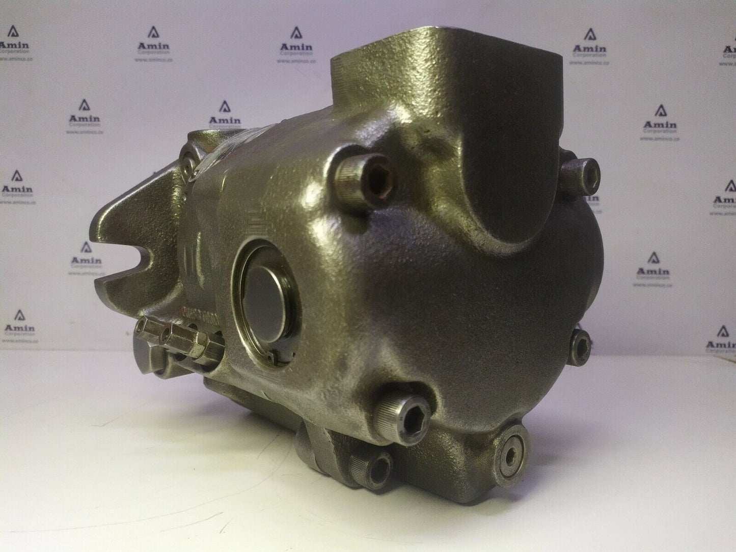 Parker PAVC65X3382/13 3000 PSI 100 CC/Rev. Variable volume Piston pump