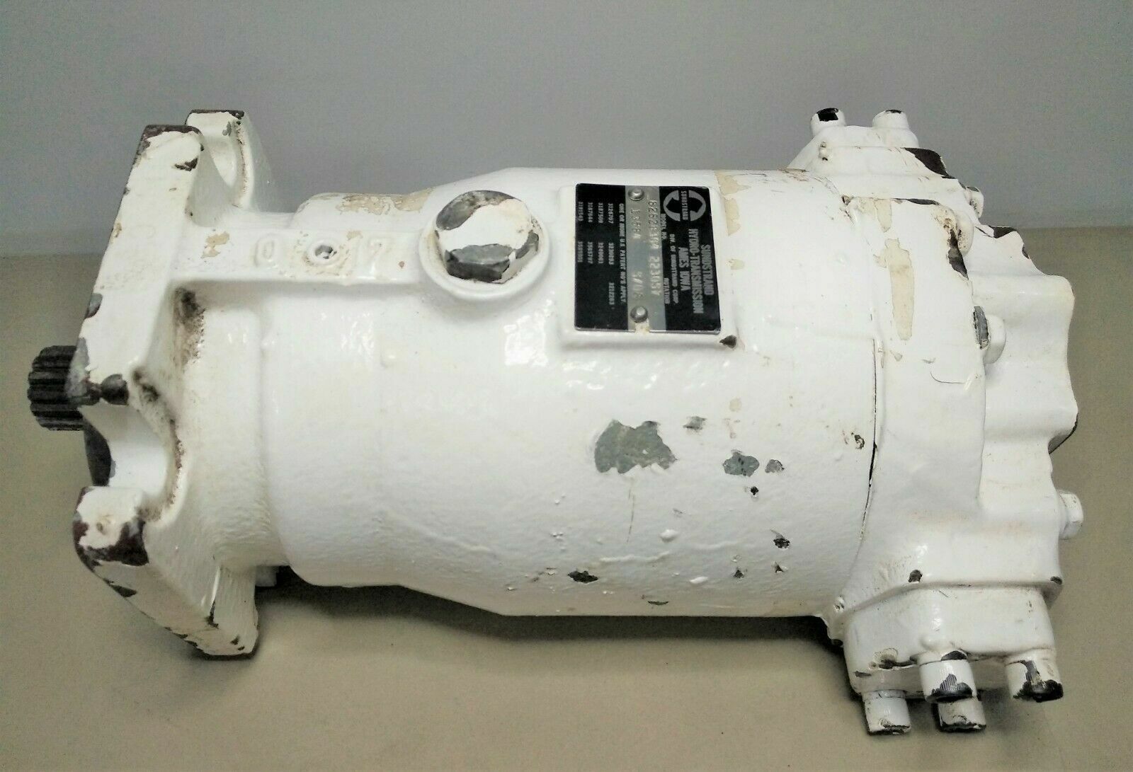 SUNDSTRAND HYDRO-TRANSMISSION Model Code: 223057 Hydraulic Motor