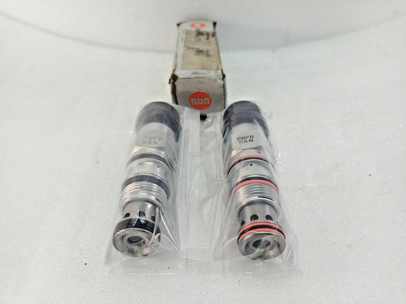 Sun Hydraulics PBFB-KAN pressure reducing valve PBFBKAN - NEW (Lot of 2pcs)